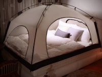 Room in Room — палатка для кровати сократит расход электроэнергии